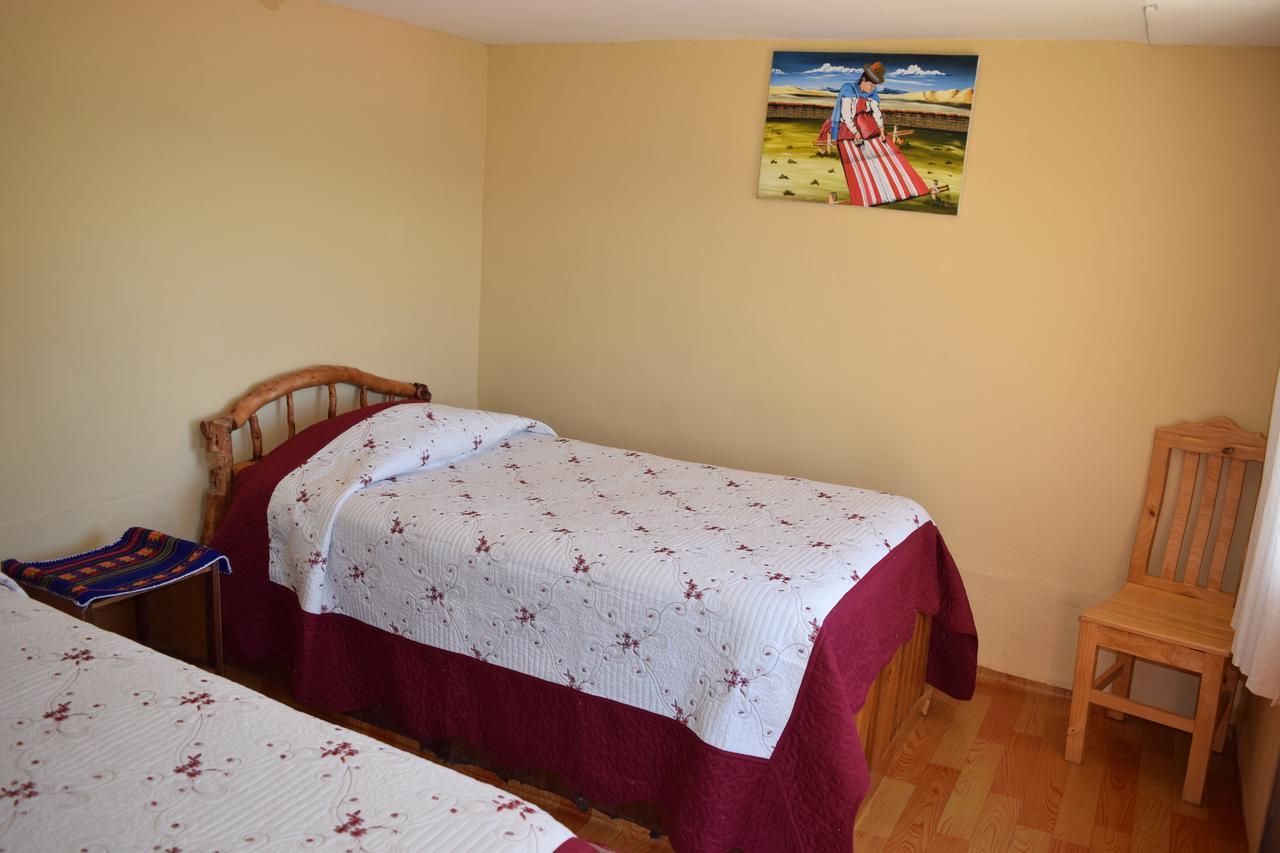 Hostal Jacha Inti Comunidad Yumani ภายนอก รูปภาพ